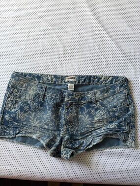 Mudd Floral Print Denim Shorts - Blue, soft size 15, never worn